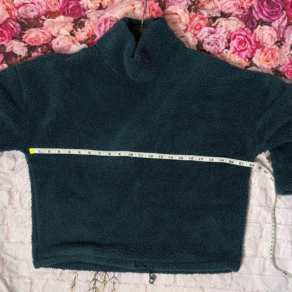 Cozy Dark Green Fleece turtleneck Pullover size S - Picture 9 of 10